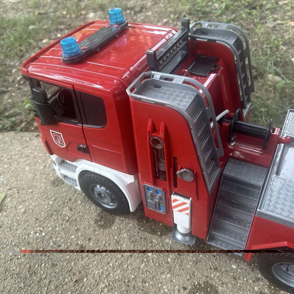 Bruder Scania Fire Engine Ladder Rescue Truck Toy 1/16 Made in Germany - Picture 7 of 15